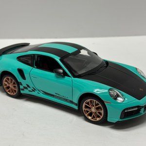 1:24 2020 Porsche 911 Turbo S Diecast With Headlight & Tailight LEDS Blue/Black
